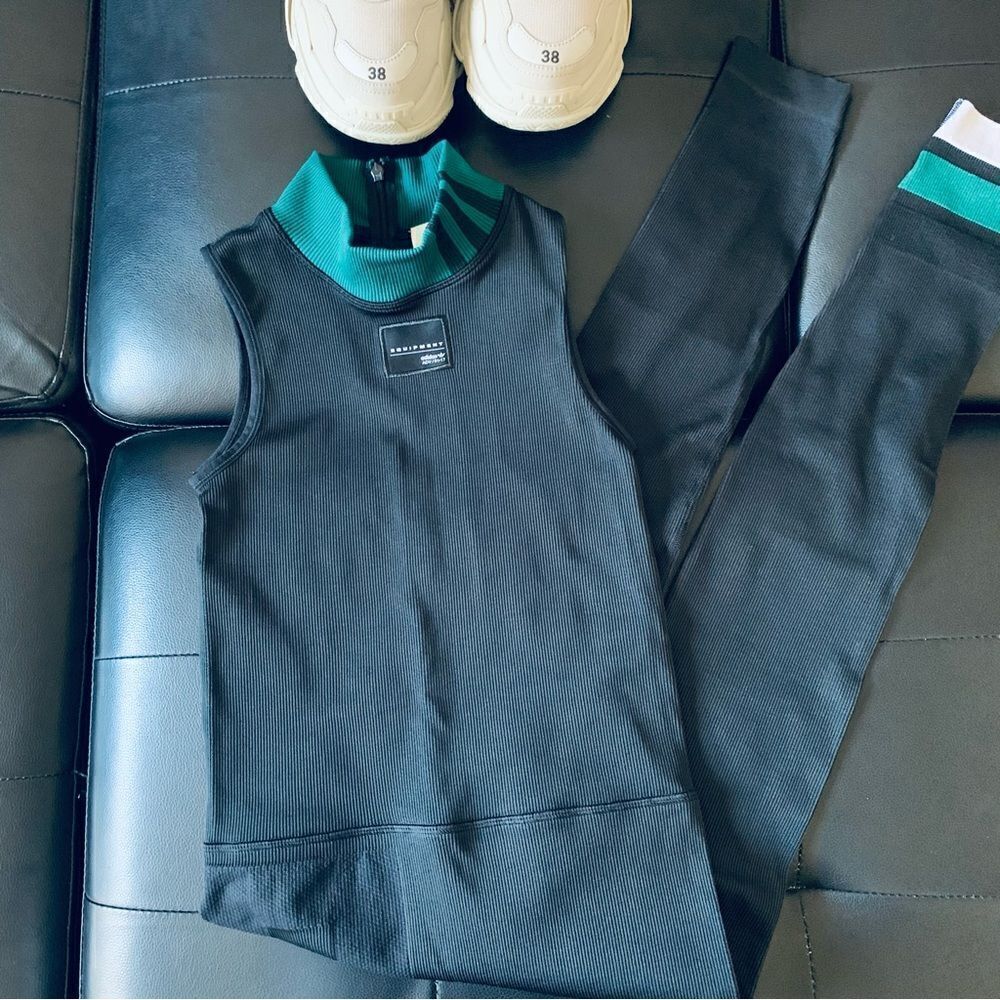 ADIDAS BLACK JUMPSUIT - Picture 3 of 10